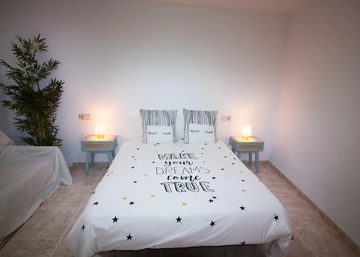 Casa Menta בית נופש Bañeres